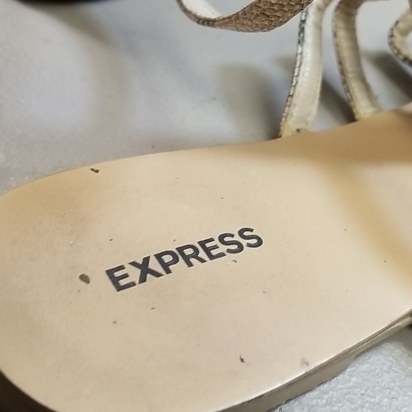 Express sandles size 8 - Picture 5 of 6
